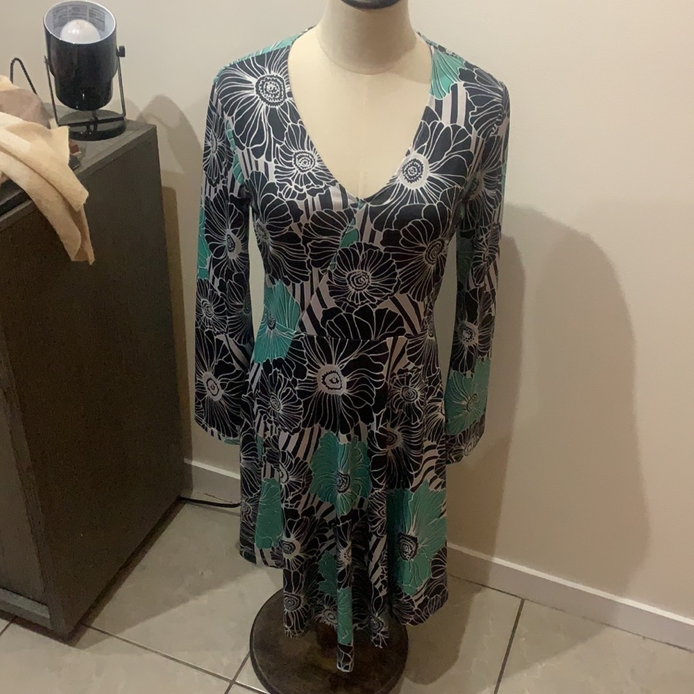 Signature Collection - Picture 2 of 15